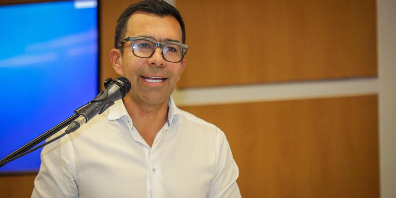 &ldquo;La crisis se agrava minuto a minuto&rdquo;: Gobernador Rey denuncia que municipios del corredor de la vía al Llano están prisioneros en medio de la emergencia
