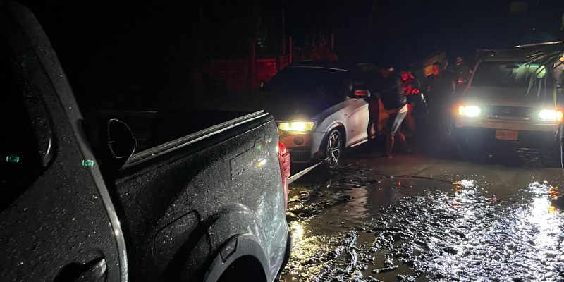 Tres personas continúan desaparecidas tras crecientes súbitas en Silvania: Gobernador Jorge Rey activa PMU y refuerza operaciones de búsqueda
