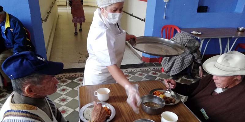 Gobierno departamental garantiza seguridad alimentaria en los ocho centros de protección de la Beneficencia de Cundinamarca


 




