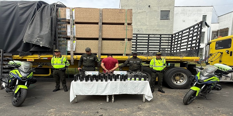 Incautados 432 frascos de ketamina en operativo de control vial en Cundinamarca
 
