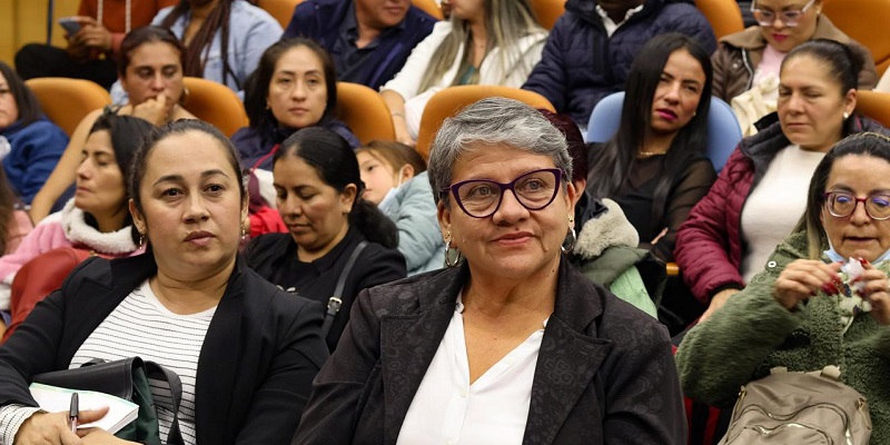 Cundinamarca fortalece la protección laboral de 508 docentes mediante la Mesa de Retén Social
