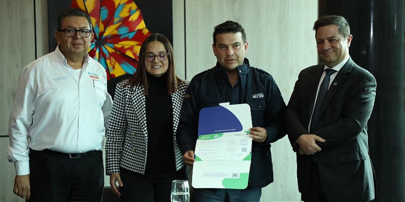 Laboratorio de Salud Pública de Cundinamarca recibió certificación en calidad