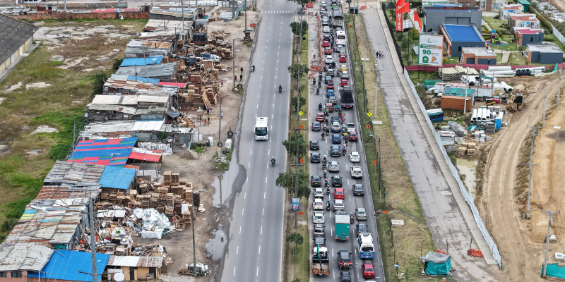 &ldquo;La decisión de pico y placa contra vehículos no matriculados en Bogotá es discriminatoria y parte de un análisis superficial y poco riguroso de las cifras&rdquo;: gobernador de Cundinamarca responde a Bogotá

