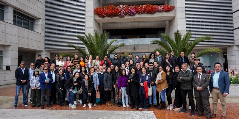 Arrancaron los diplomados para periodistas regionales y guías turísticos en la Universidad Externado de Colombia 