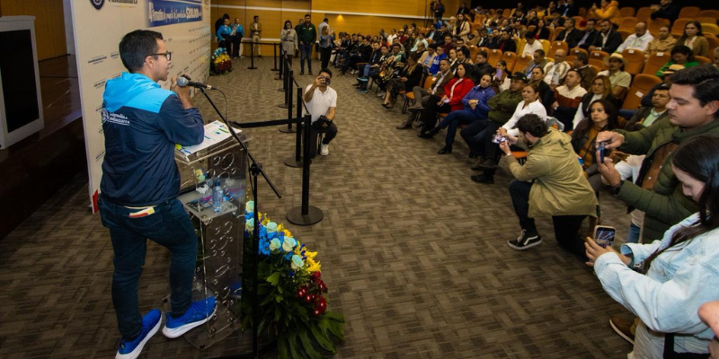 Gobernador Jorge Rey entrega nuevo hospital de mediana y alta complejidad en Madrid con inversión superior a los $191.000 millones

