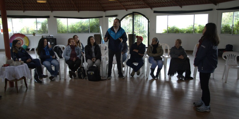 Comunidades rurales de cinco municipios de Cundinamarca firman acuerdos voluntarios para la protección del agua