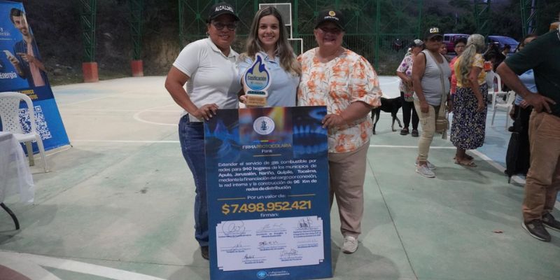 940 hogares rurales de Cundinamarca accederán por primera vez al gas natural gracias a inversión conjunta de $7.498 millones
