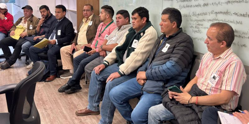 Gobernación de Cundinamarca lidera reunión con la CAR, la ANM y representantes del sector minero



