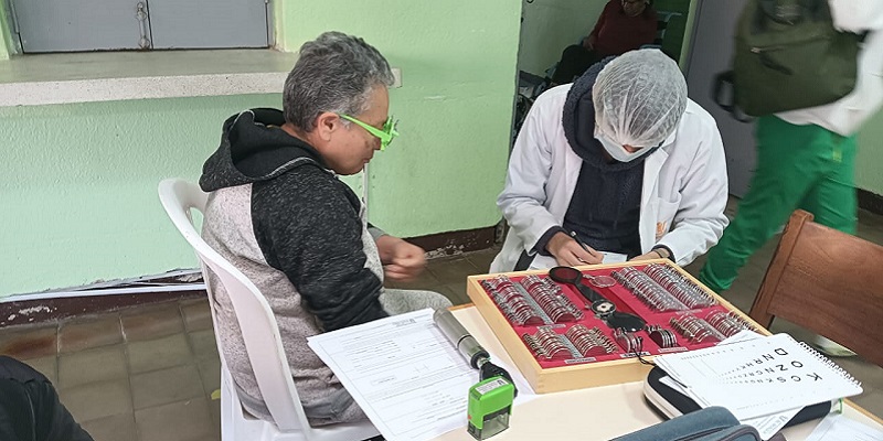 60 usuarias del Centro de  Protección Especial Femenino José Joaquín Vargas recibirán gafas completamente gratis

