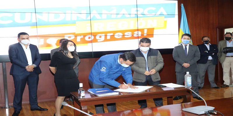 Cundinamarca le apuesta al medio ambiente con la firma de diez convenios por $84.812 millones