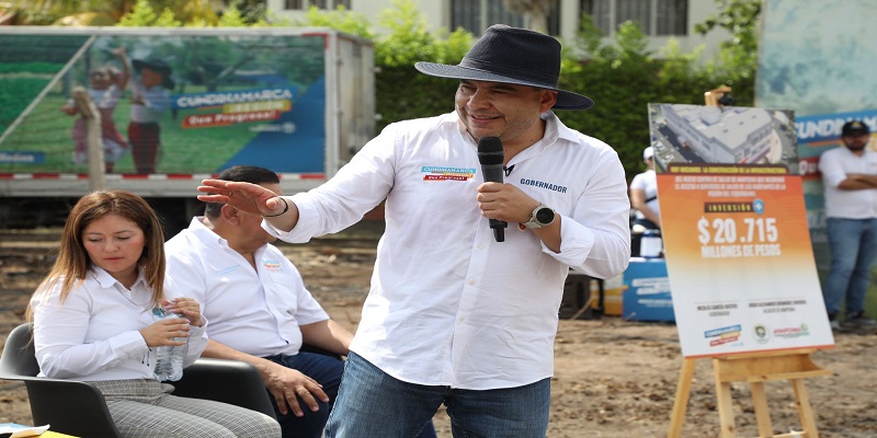 Nicolás García realizó visita a la construcción del Nuevo Centro de Salud de Anapoima