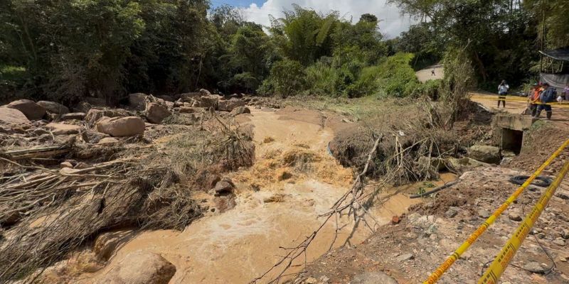 Silvania: 5 viviendas arrasadas, 17 necesitan reubicación y 8 familias en albergues temporales tras emergencia por crecientes súbitas