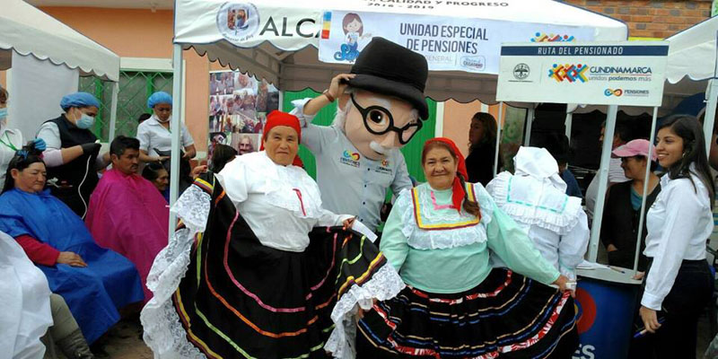 Unidad de Pensiones participó en la Feria de Servicios













































