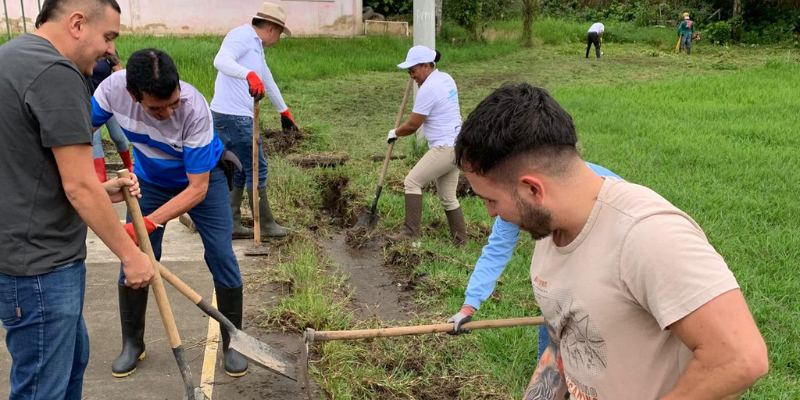Tena interviene corredor escolar y mejora acceso entre la IED Betulia y el polideportivo
