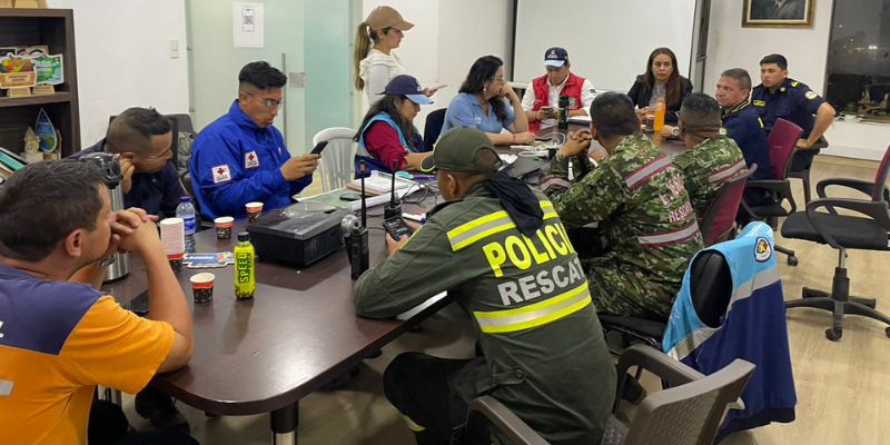 Silvania: continúan las acciones conjuntas de búsqueda, apoyo humanitario y recuperación
