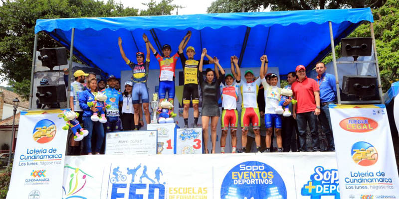 Álvaro Gómez, campeón de la Vuelta Cundinamarca "Unidos Podemos Más"


















