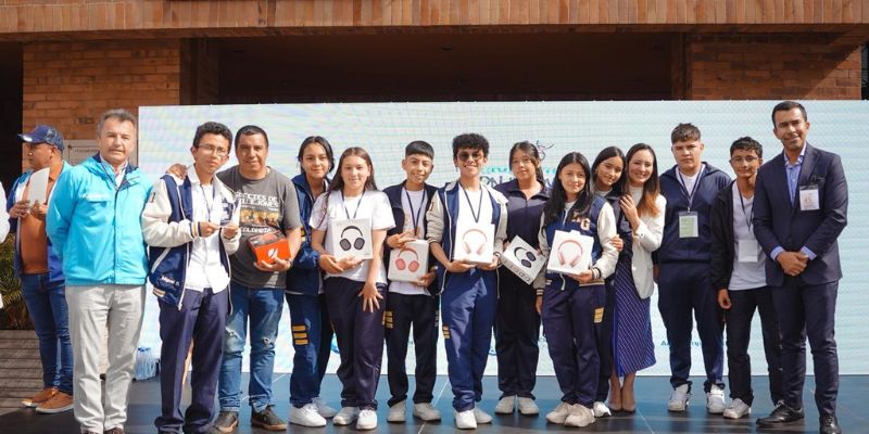 &ldquo;Cundinamarca ADN Innovador&rdquo; reúne 70 proyectos educativos que impulsan el desarrollo productivo en instituciones rurales del departamento