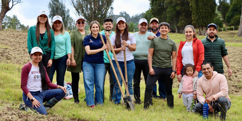 Beneficencia de Cundinamarca sembró más de 90 árboles en predio rural de Sibaté como parte de estrategia ambiental y productiva

